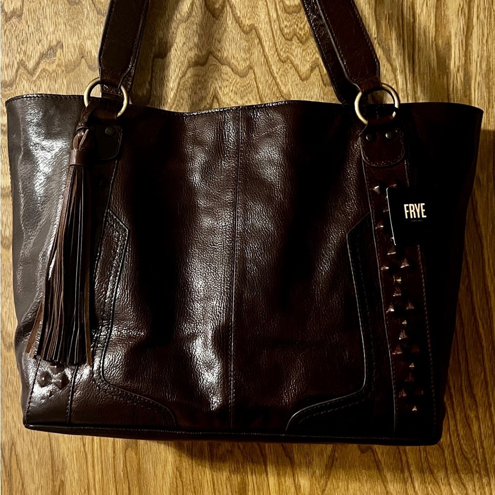 Fyre leather purse